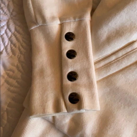 O’NEILL faux fur lined sweatshirt, Size Small - Picture 5 of 7